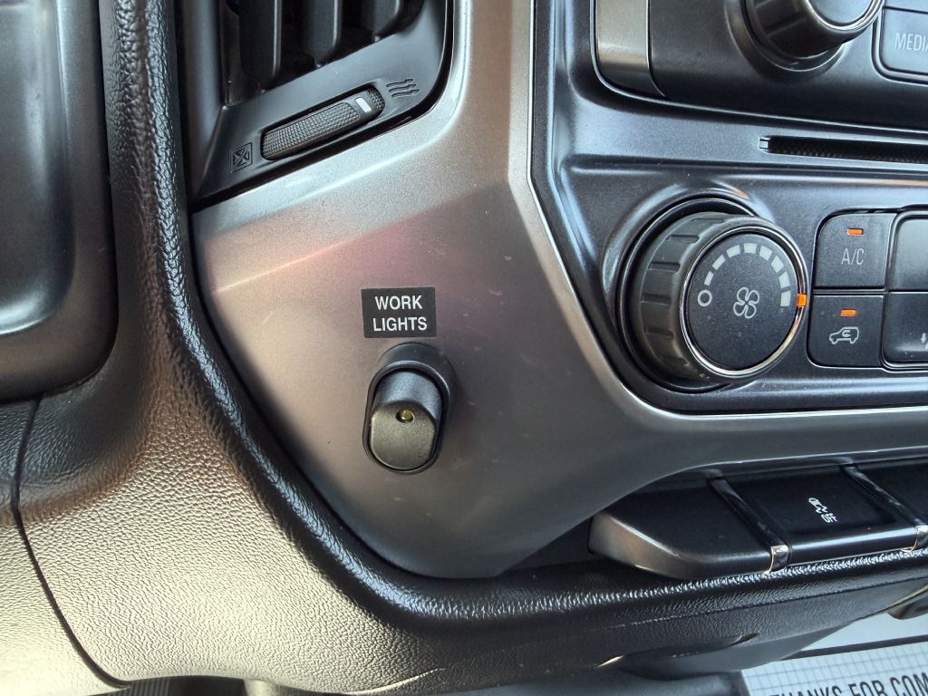2017 Chevrolet Silverado 1500 Image 18