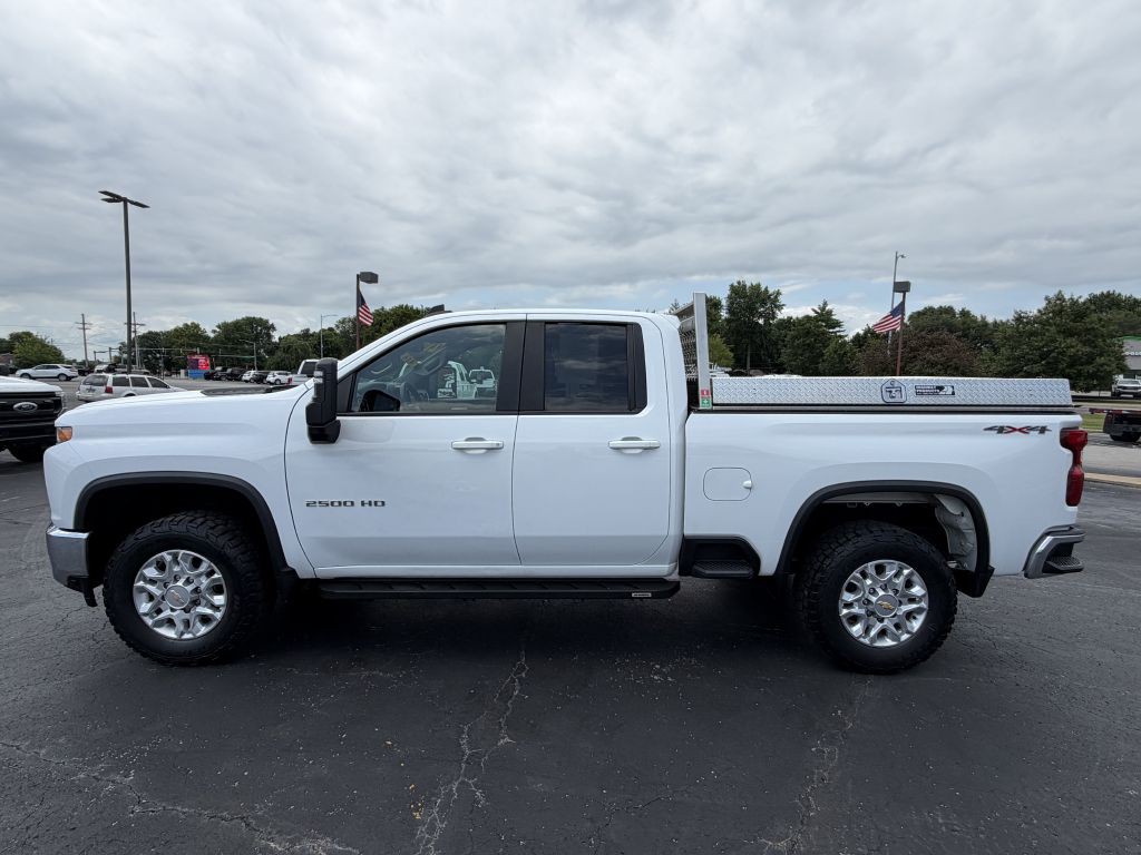 2021 Chevrolet Silverado 1500 Image 4