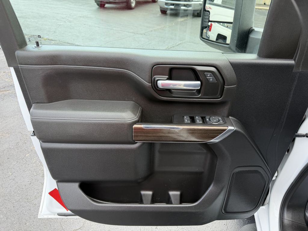 2021 Chevrolet Silverado 1500 Image 9