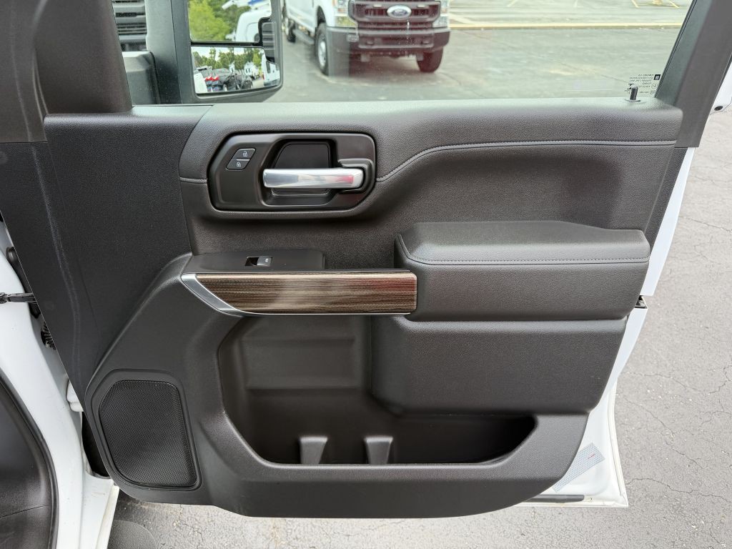 2021 Chevrolet Silverado 1500 Image 11