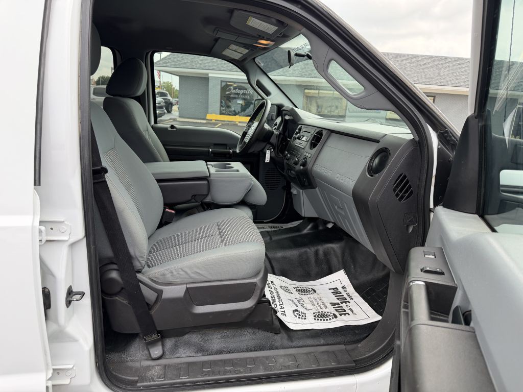 2015 Ford F-250 Image 12