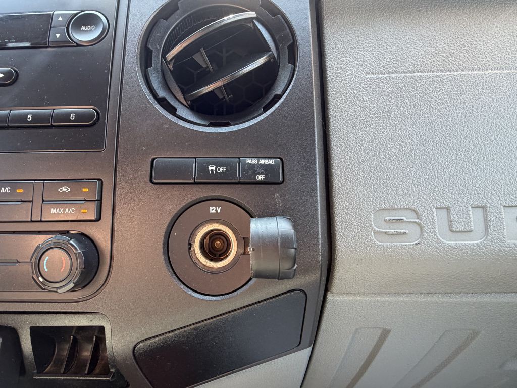 2013 Ford F-250 Image 16