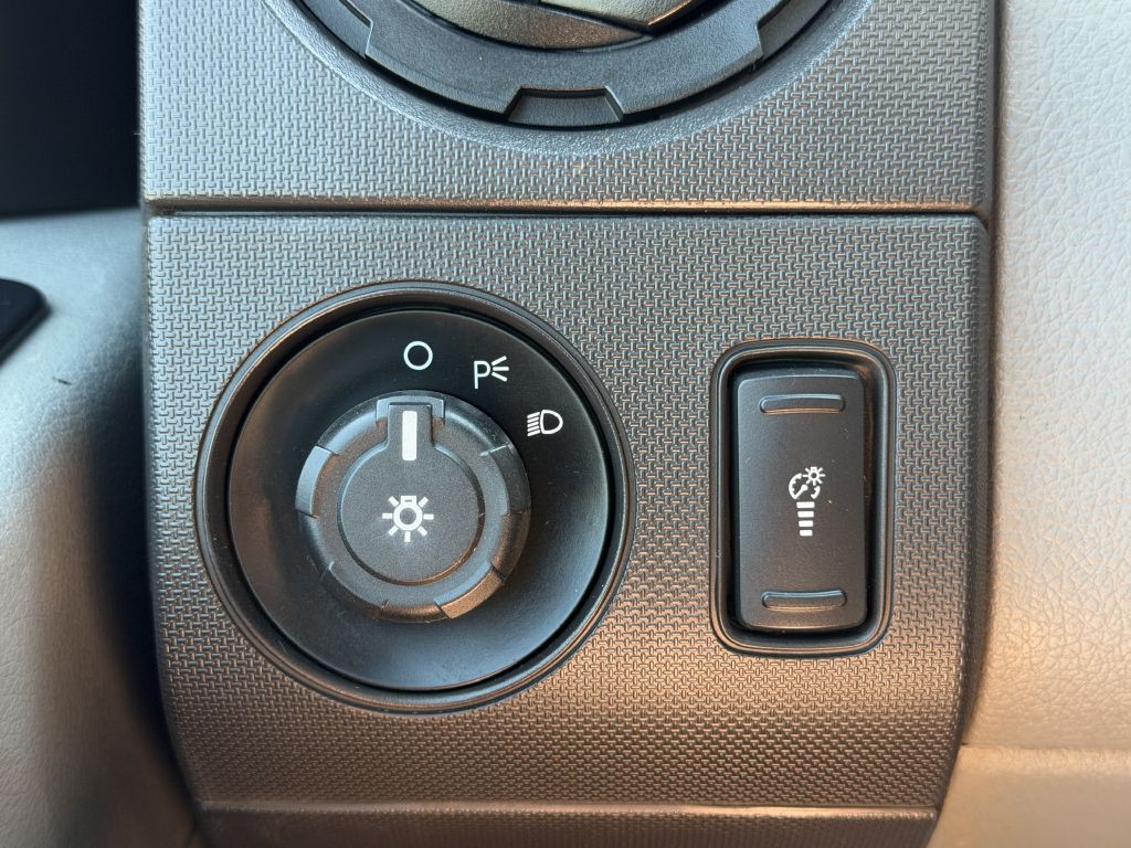 2013 Ford F-250 Image 18
