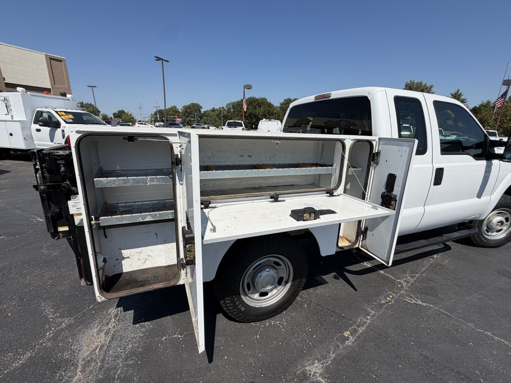 2013 Ford F-250 Image 28