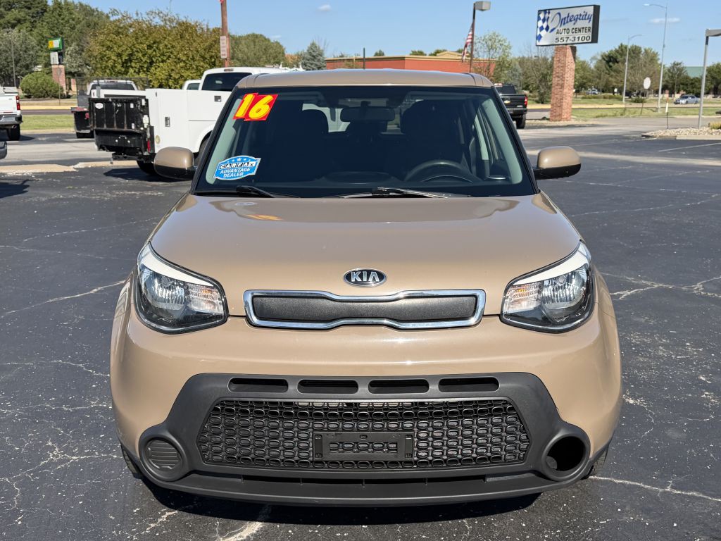 2016 Kia Soul Image 2