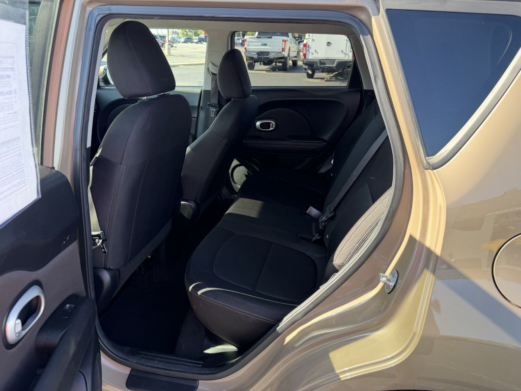 2016 Kia Soul Image 15