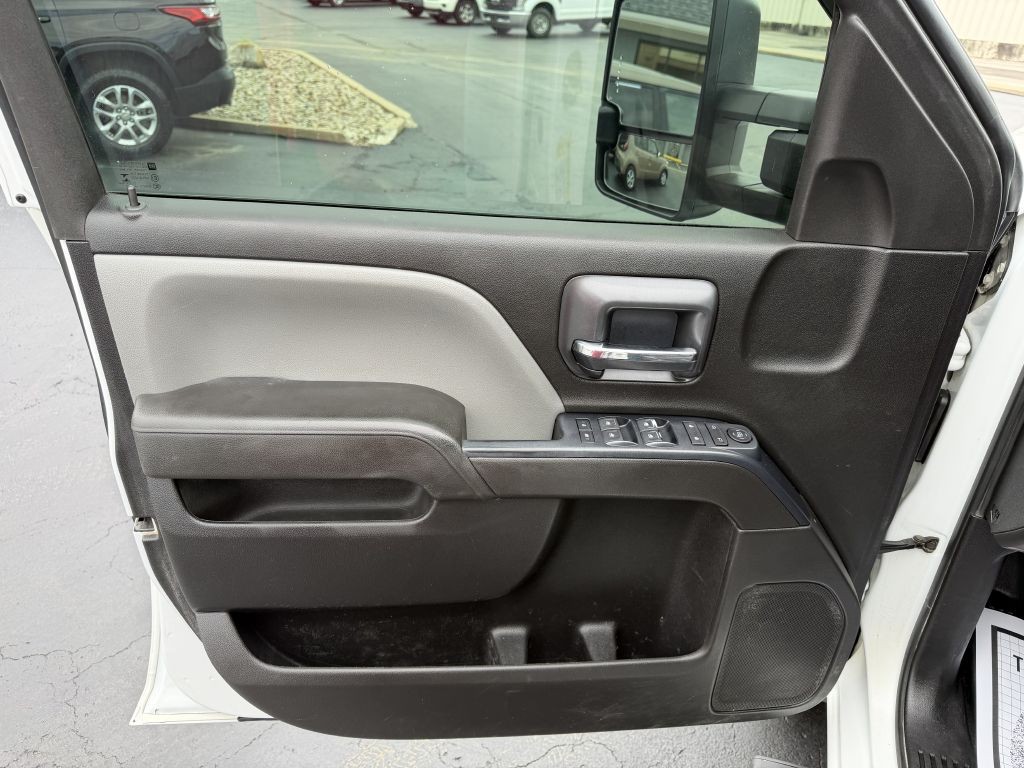 2019 GMC Sierra Image 9