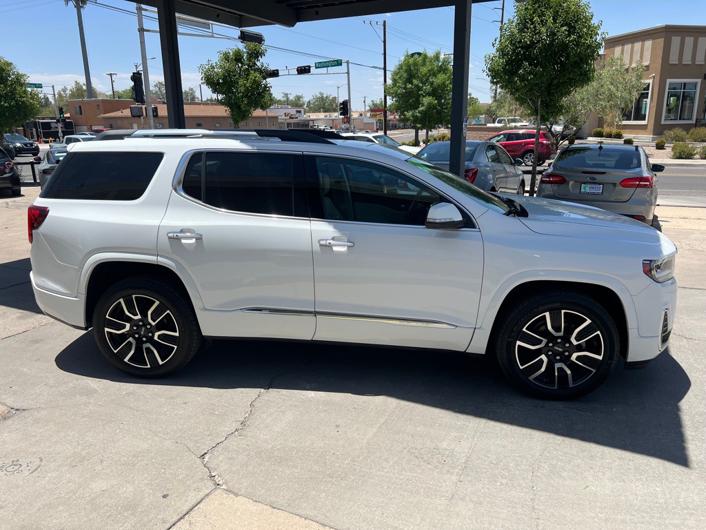 2020 GMC Acadia Image 4