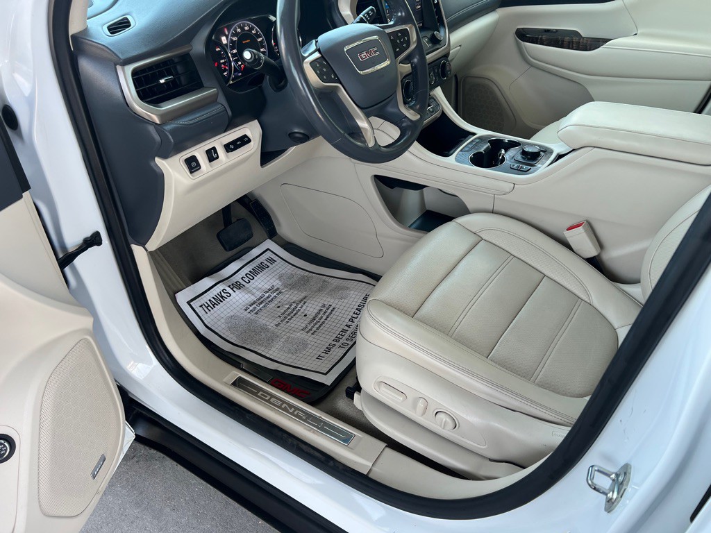 2020 GMC Acadia Image 11