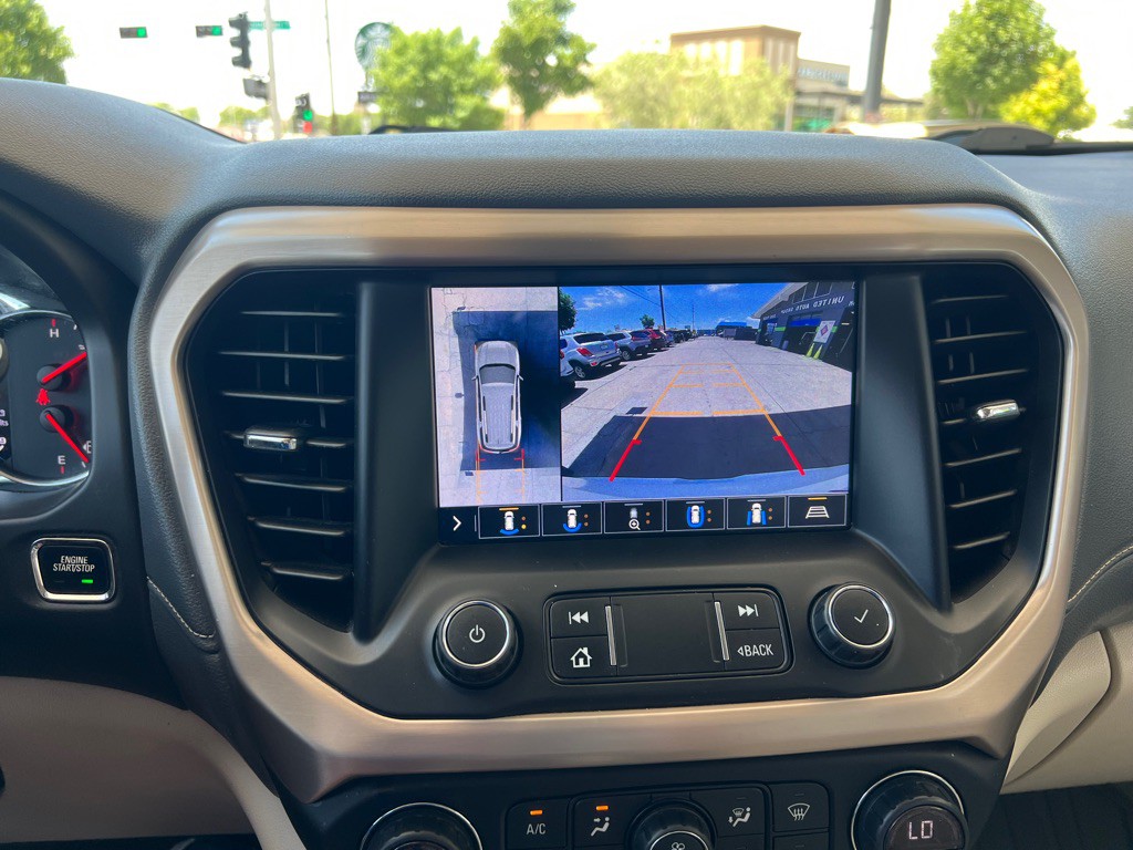 2020 GMC Acadia Image 16