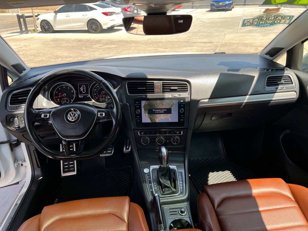 2019 Volkswagen Golf Image 9