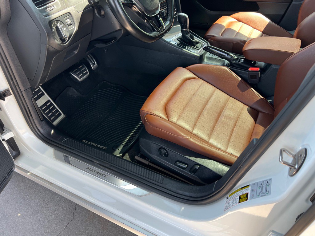 2019 Volkswagen Golf Image 11