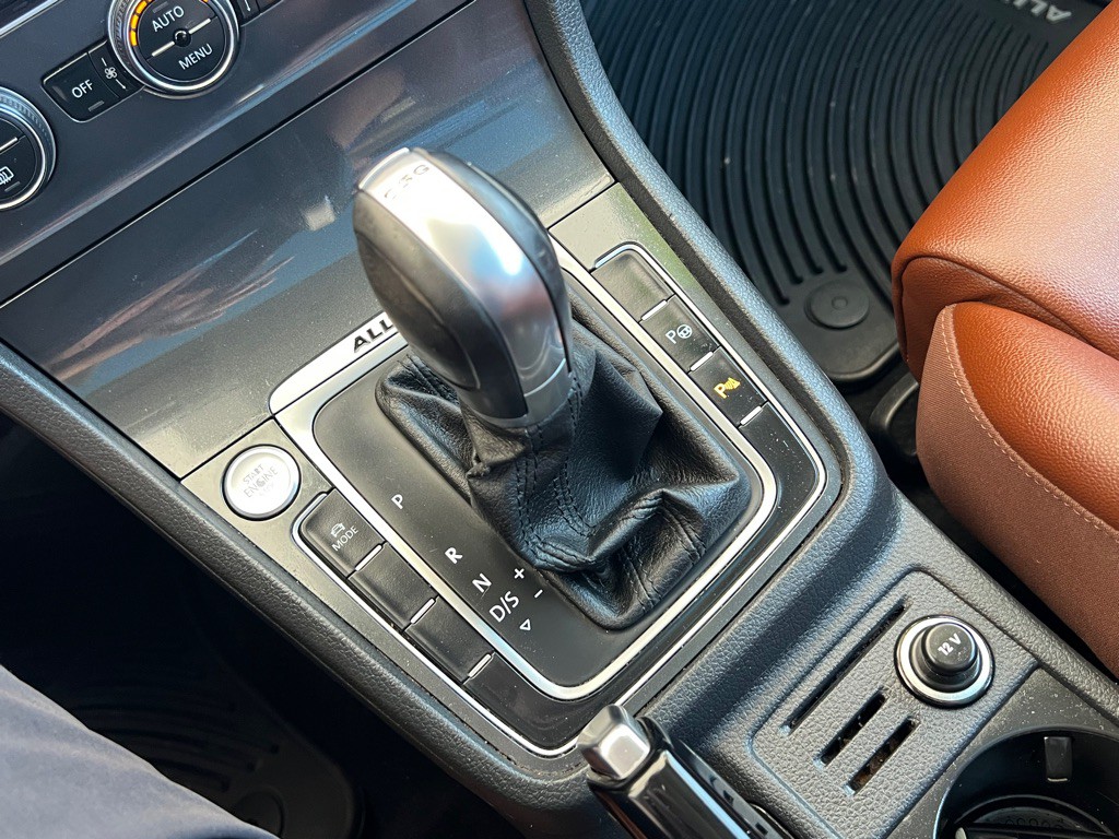 2019 Volkswagen Golf Image 17