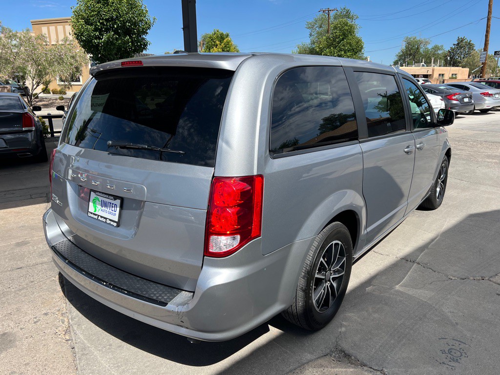 2018 Dodge Grand Caravan Image 5