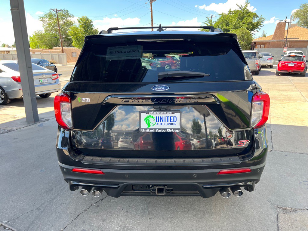 2021 Ford Explorer Image 5