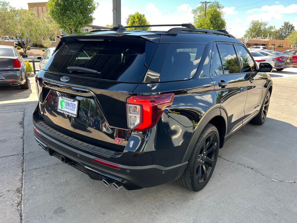2021 Ford Explorer Image 6