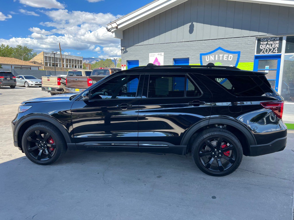 2021 Ford Explorer Image 8