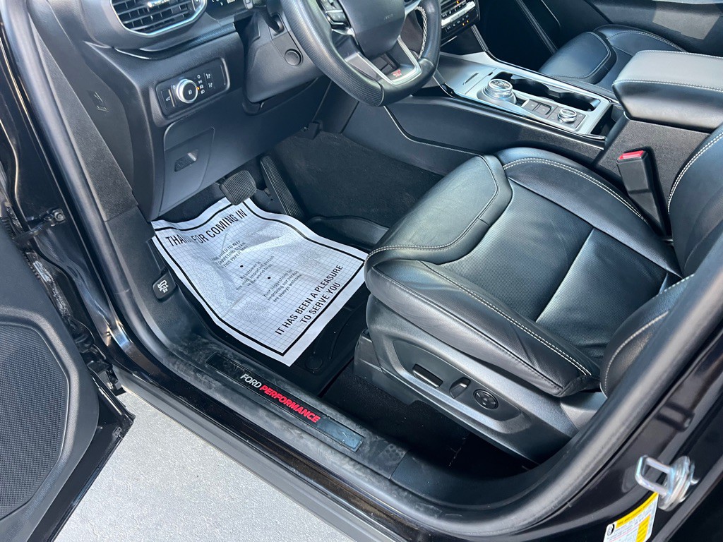 2021 Ford Explorer Image 11