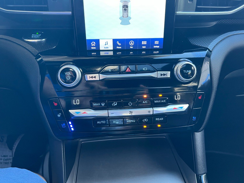 2021 Ford Explorer Image 18