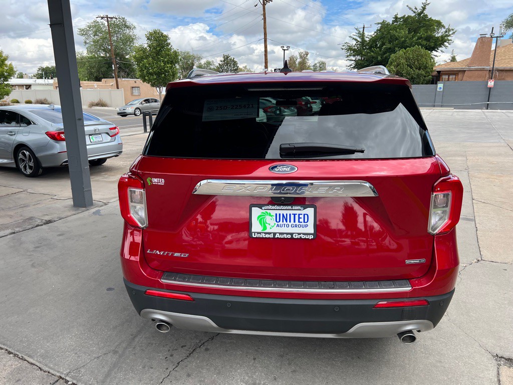 2022 Ford Explorer Image 6