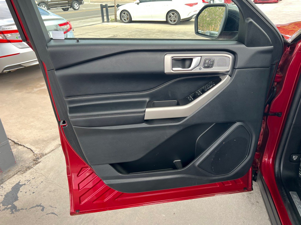 2022 Ford Explorer Image 10