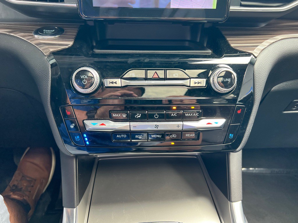 2022 Ford Explorer Image 18
