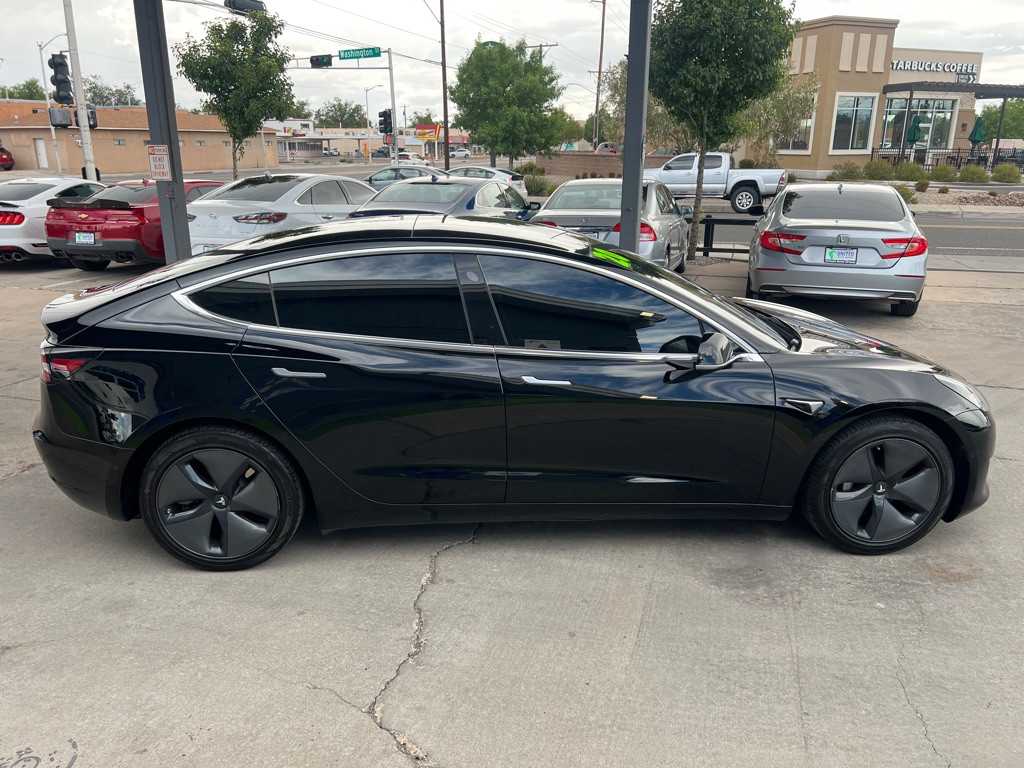 2020 Tesla Model 3 Image 4