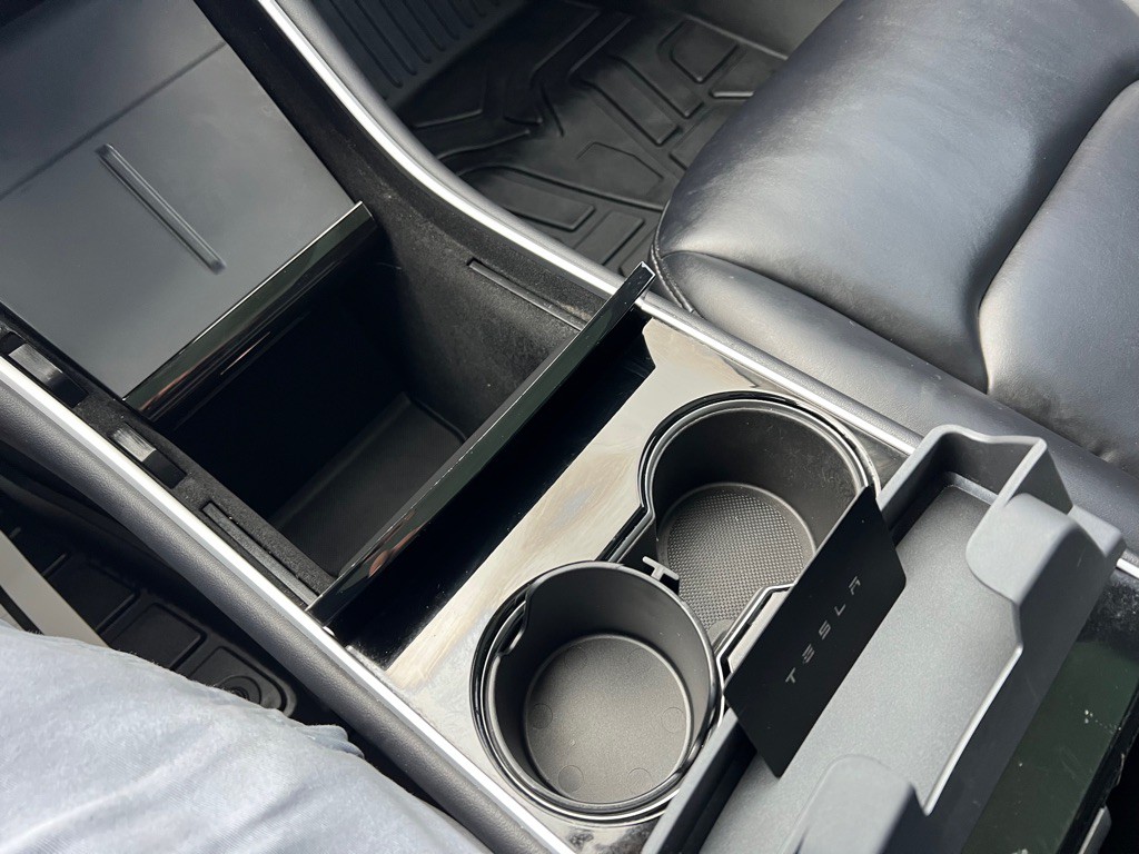 2020 Tesla Model 3 Image 16