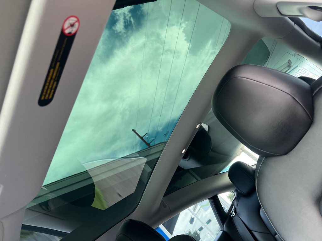 2020 Tesla Model 3 Image 18