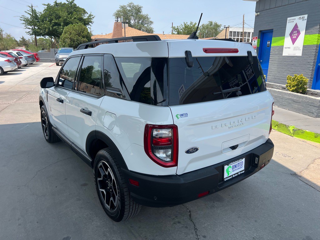 2021 Ford Bronco Image 7