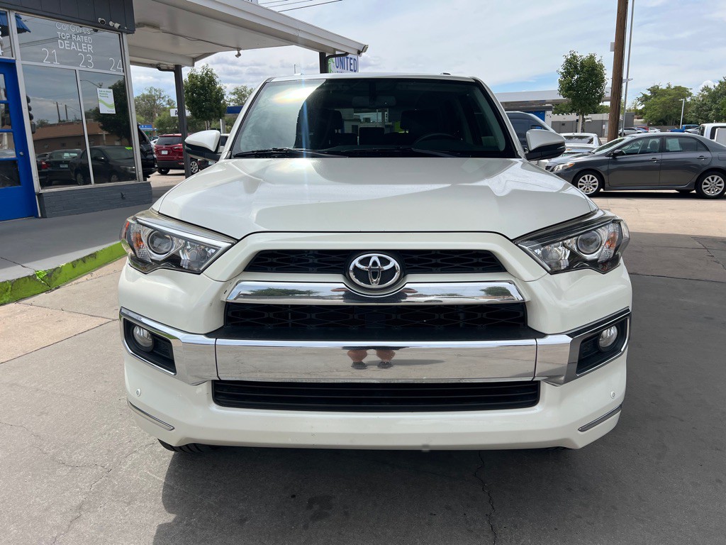2015 Toyota 4Runner Image 2