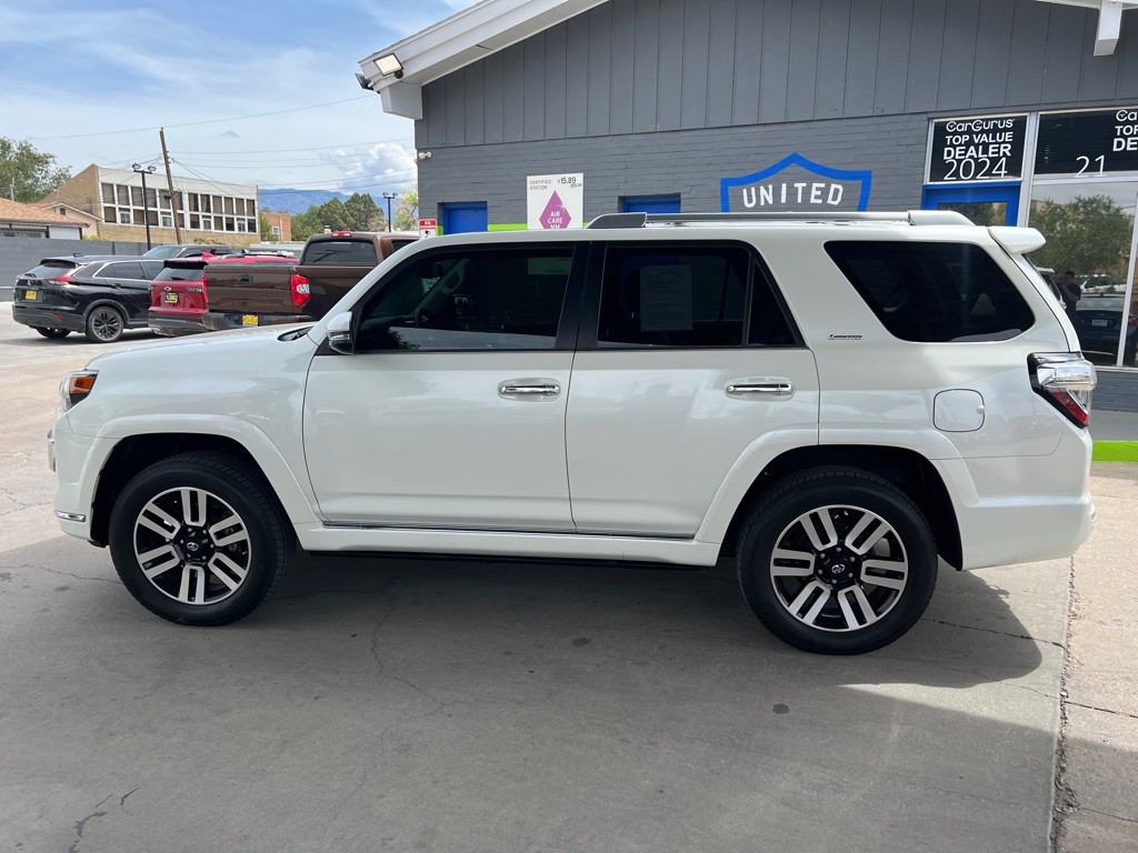 2015 Toyota 4Runner Image 8
