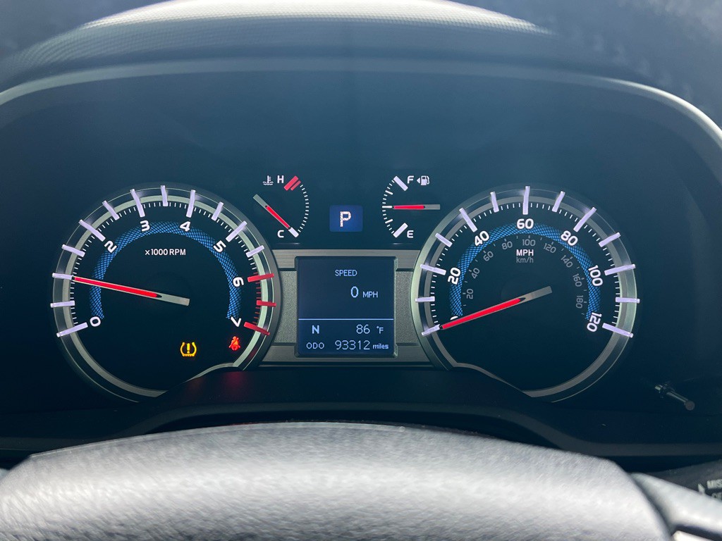 2015 Toyota 4Runner Image 14