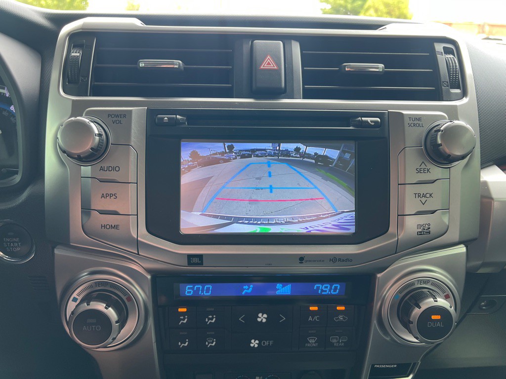 2015 Toyota 4Runner Image 16