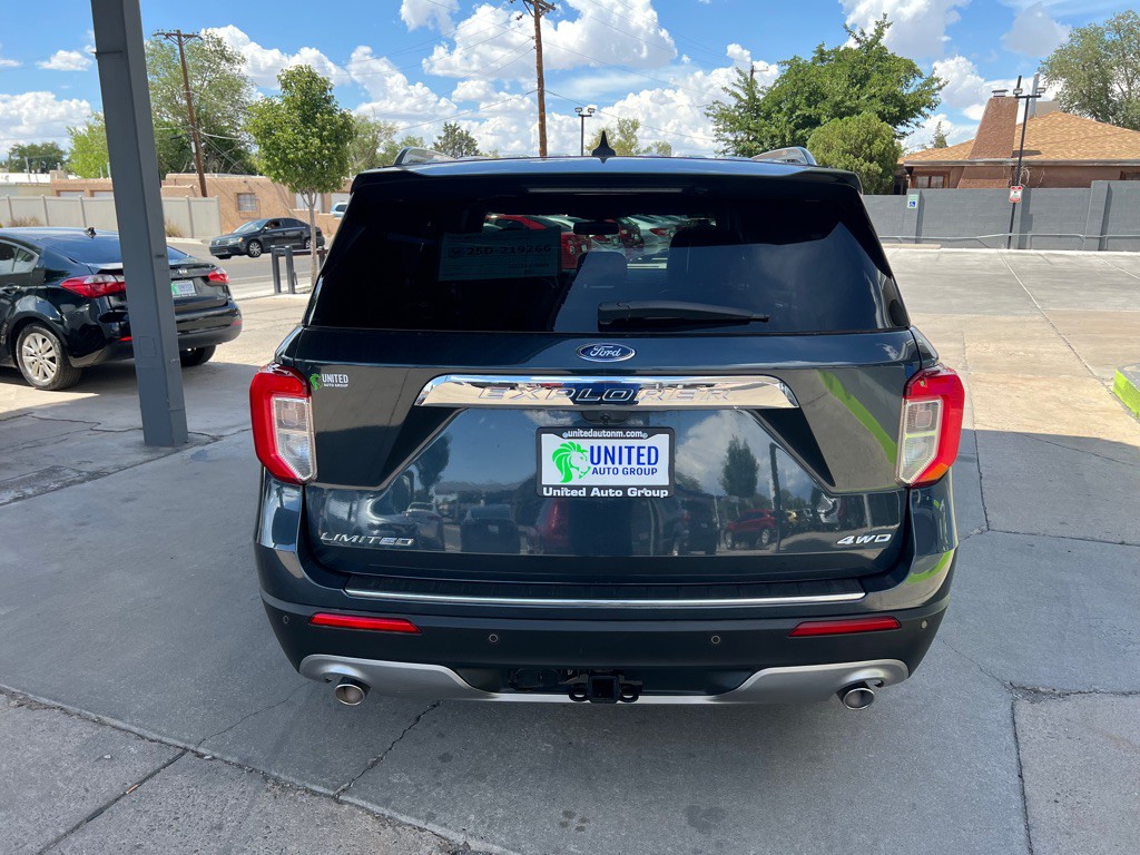 2022 Ford Explorer Image 6