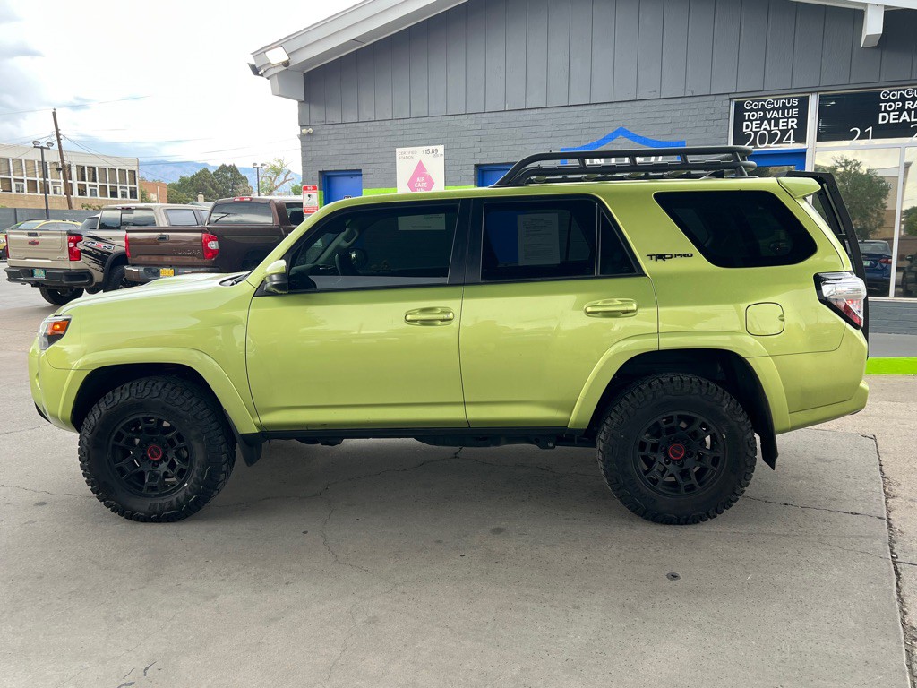 2022 Toyota 4Runner Image 8