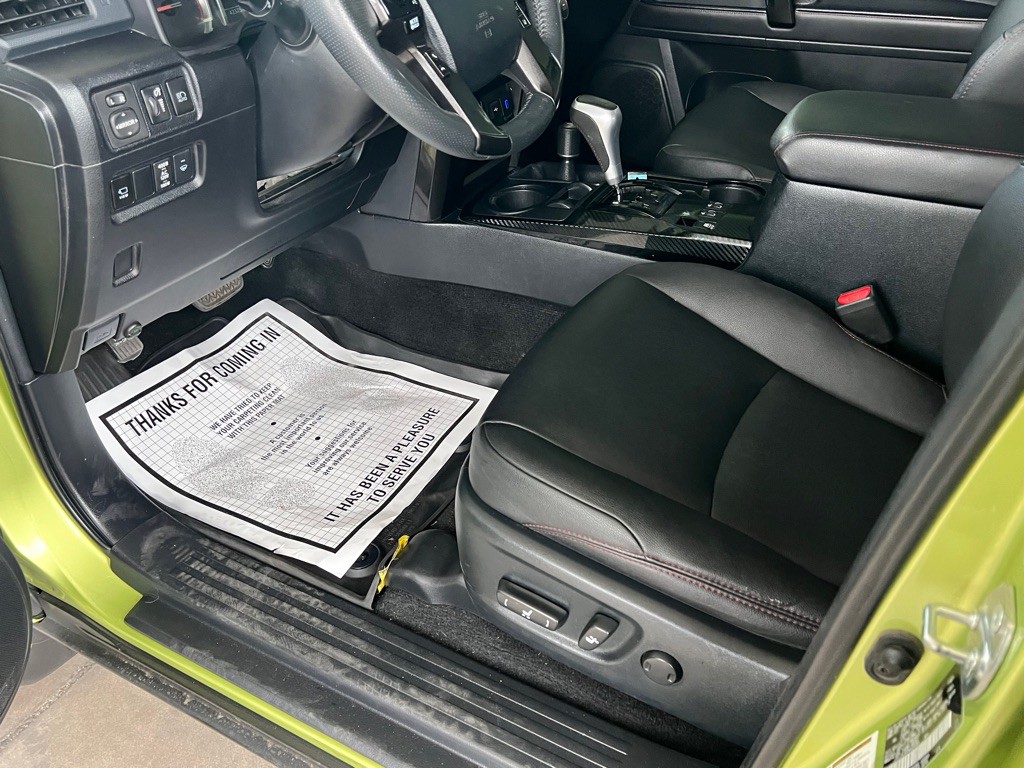 2022 Toyota 4Runner Image 11