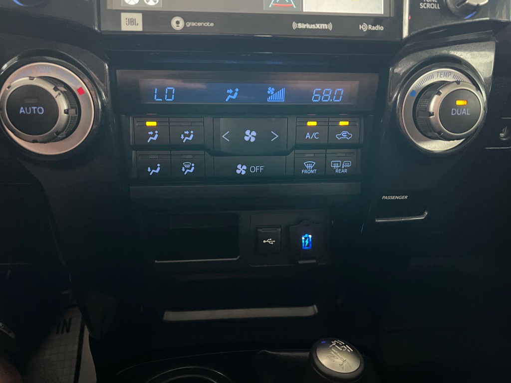2022 Toyota 4Runner Image 16