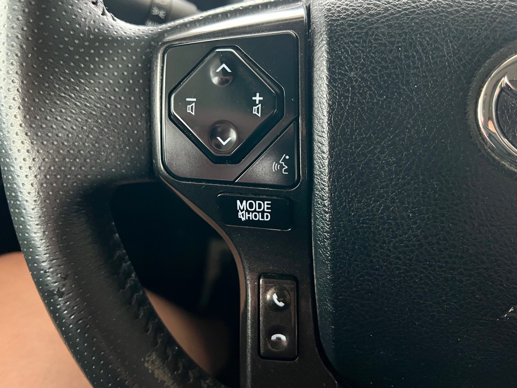 2022 Toyota 4Runner Image 18