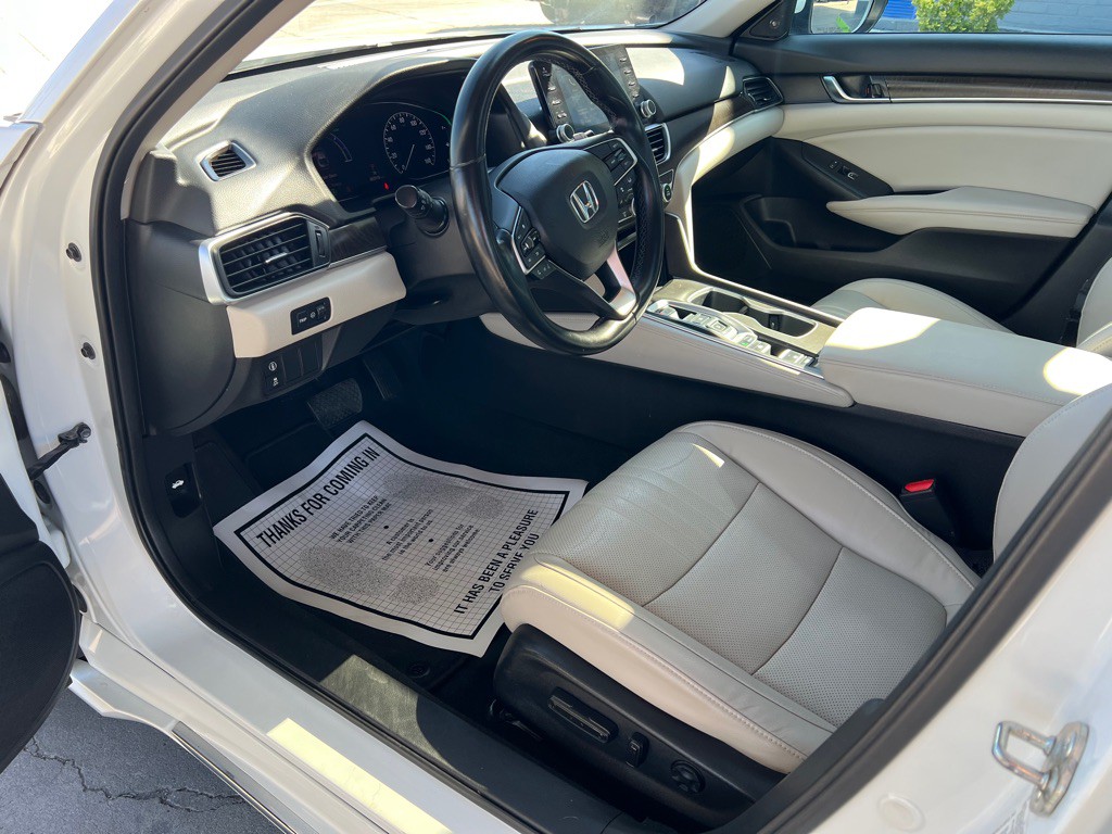 2018 Honda Accord Image 11