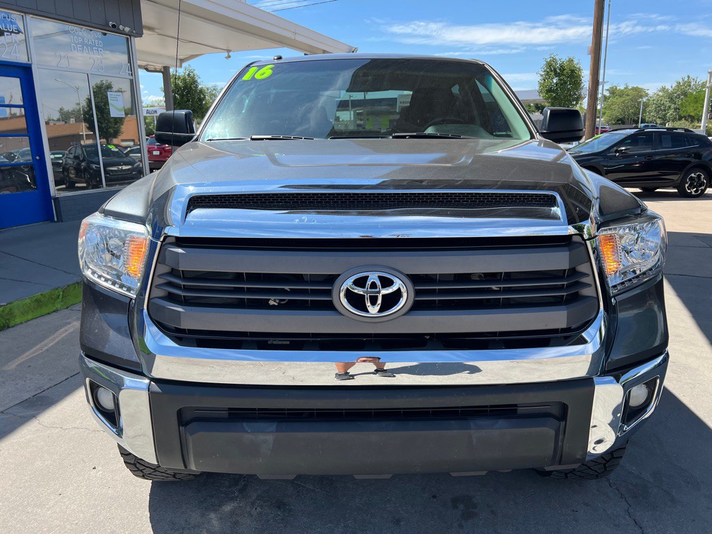 2016 Toyota Tundra Image 2