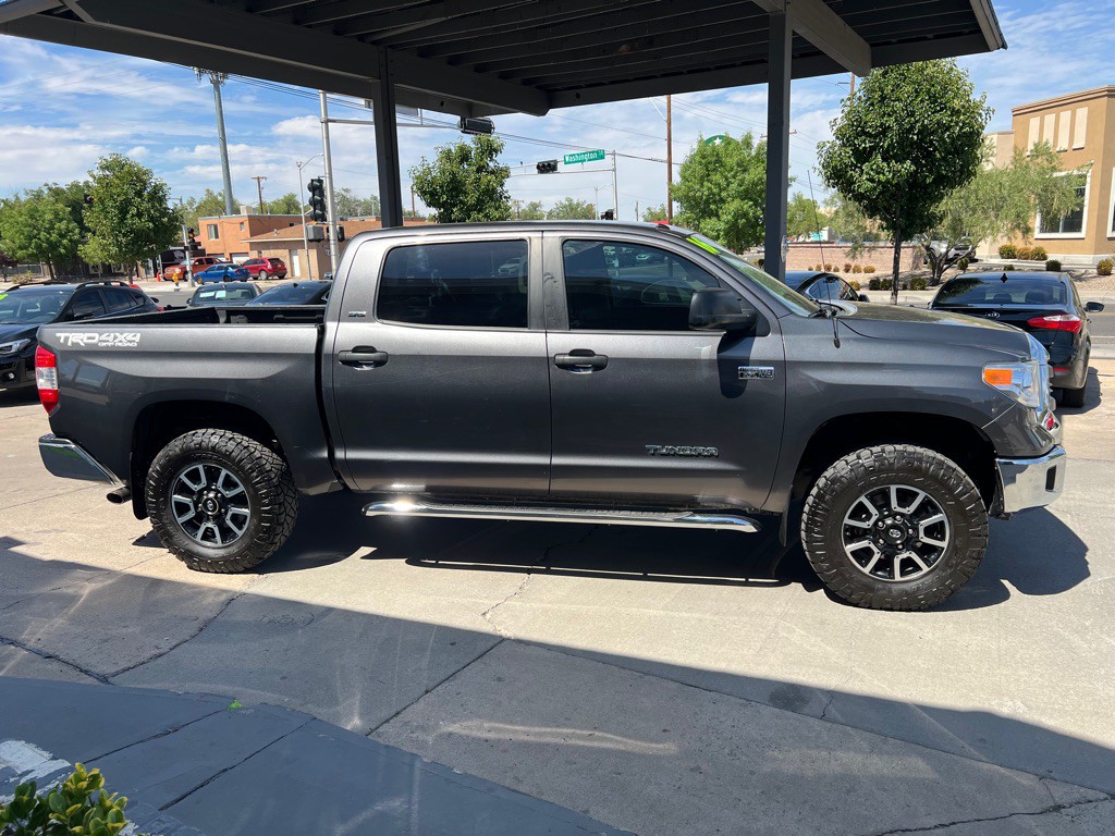 2016 Toyota Tundra Image 4