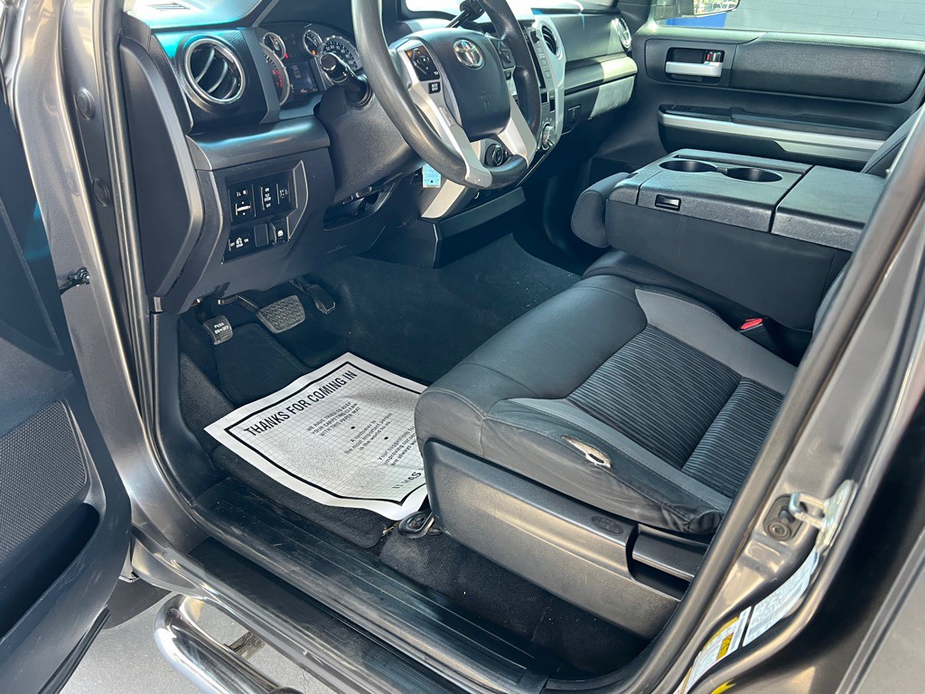 2016 Toyota Tundra Image 11