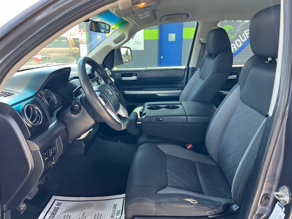 2016 Toyota Tundra Image 12