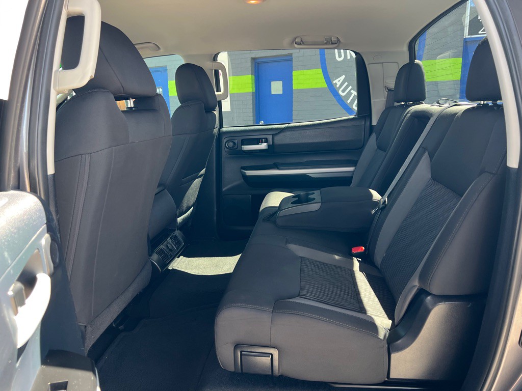 2016 Toyota Tundra Image 13