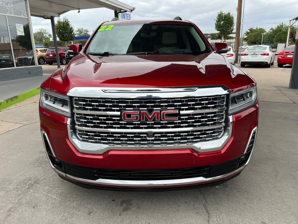 2022 GMC Acadia Image 2