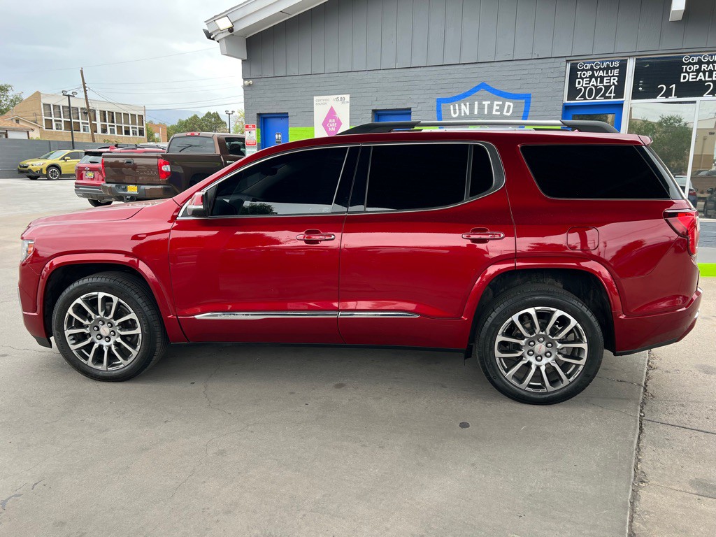 2022 GMC Acadia Image 8