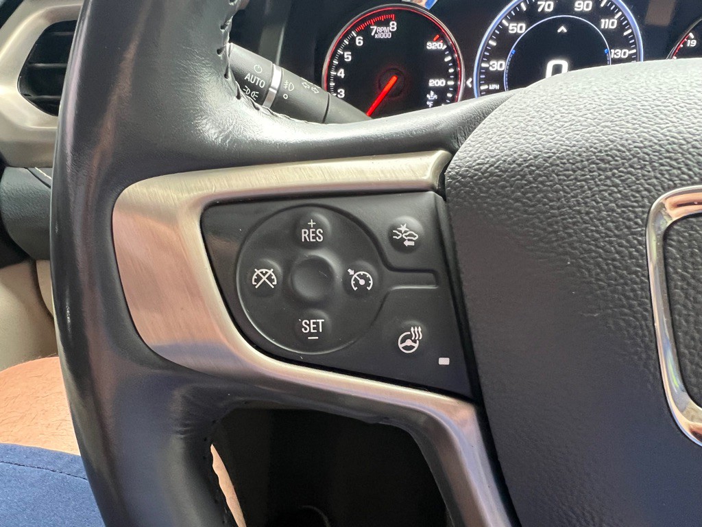 2022 GMC Acadia Image 19