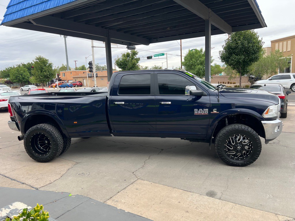2018 RAM 3500 Image 4