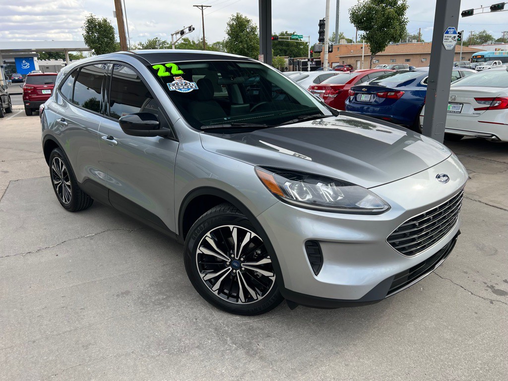 2022 Ford Escape Image 3